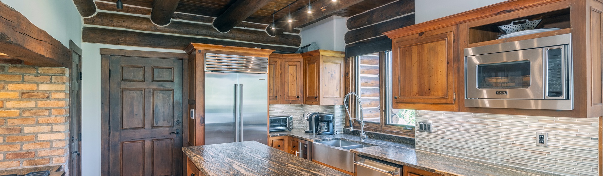 3.1-slopeside-chateau-telluride-kitchen