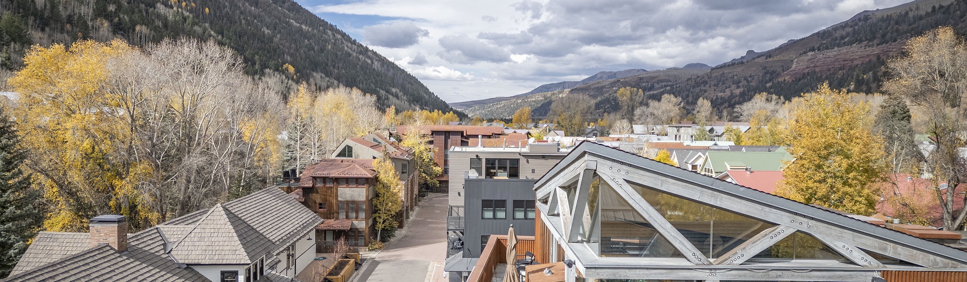 2.08-spritz-house-telluride-spritz-house-looking-west