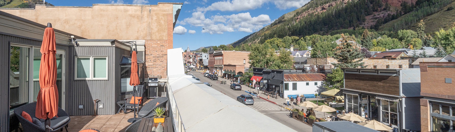 5.5-main-squeeze-telluride-deck-main-street2