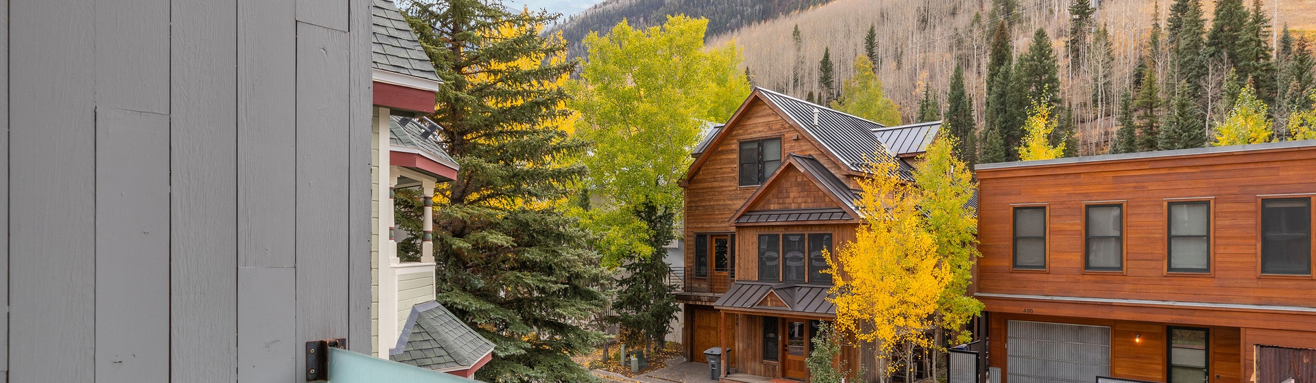 6.01-spritz-house-telluride-2nd-floor-balcony-