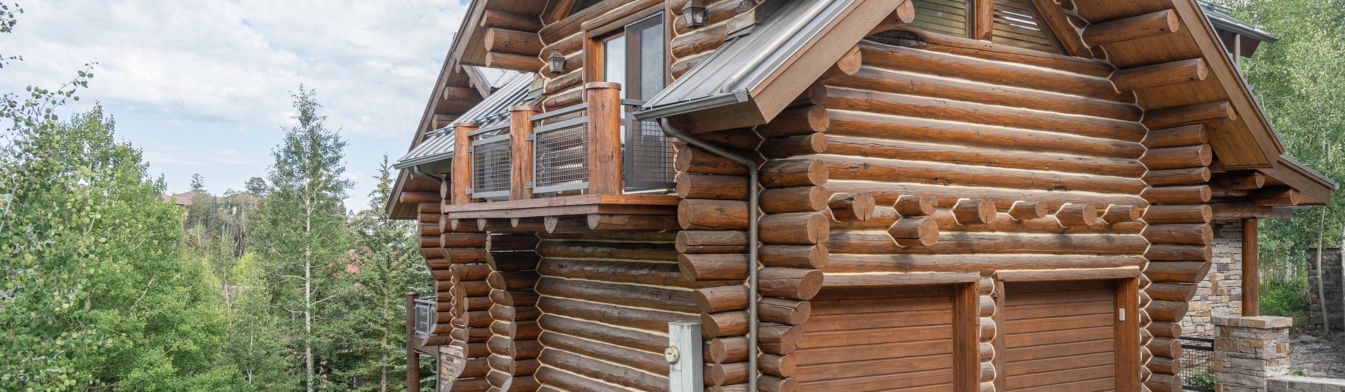 10.4-slopeside-chateau-telluride-exterior-garage