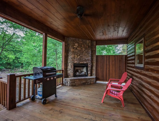 Honeymoon Blue Beaver Cabins