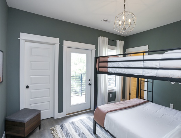 Bedroom 4 - 2 Bunk Queen Size Beds ( Sleeps 4 )
