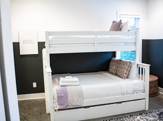 Bedroom 3 - 1 Bunk Bed with Trundle ( Queen over Twin and another Twin Pull0out Bed ) - Sleeps 4