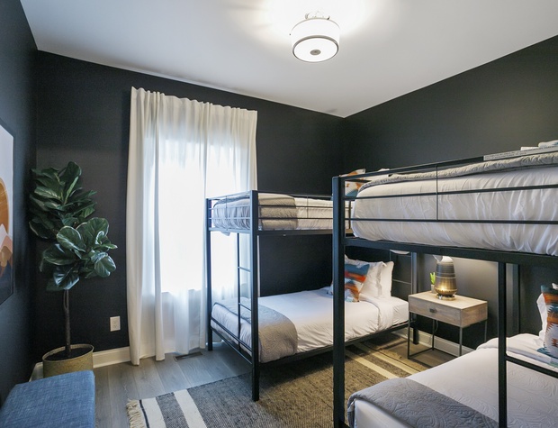 Bedroom 5 - 2 Bunk Twin Size Bed ( Sleeps 4 )