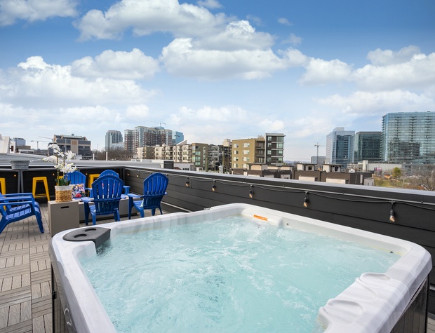 Hot tub on the rooftop