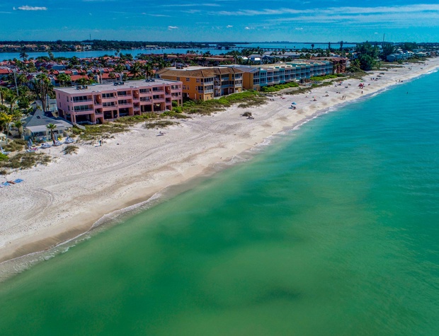 Anna Maria Island Runaway Tropical Escape | Anna Maria Island Beach Rentals