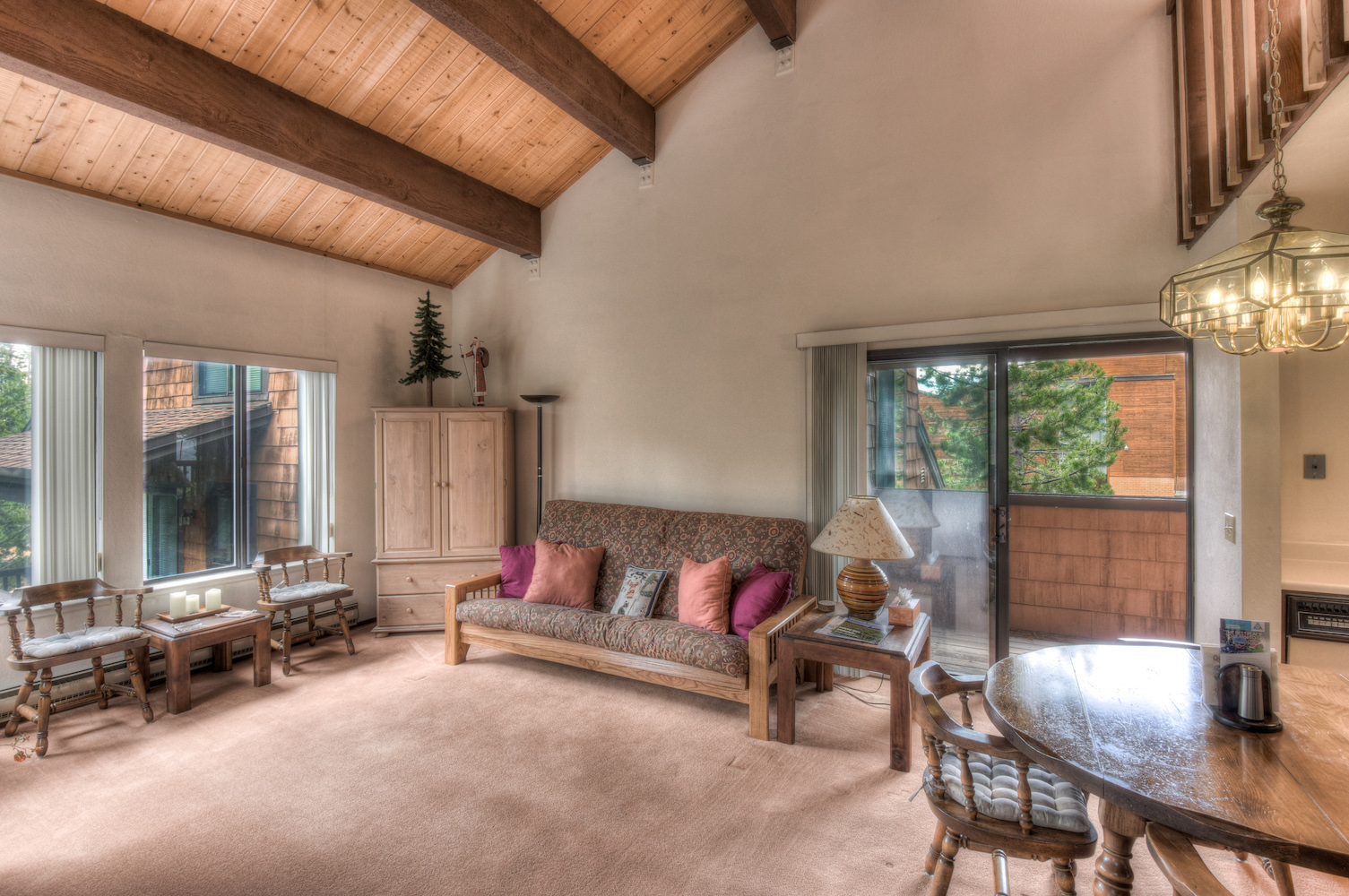 Snow Cat Book Your Vacation Rental In Lake Tahoe Ca Grand Welcome